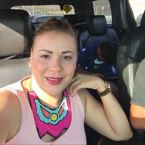 Meet your Posher, Karla